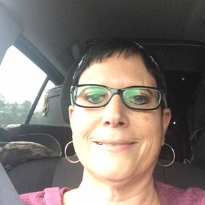 Meet your Posher, Janel